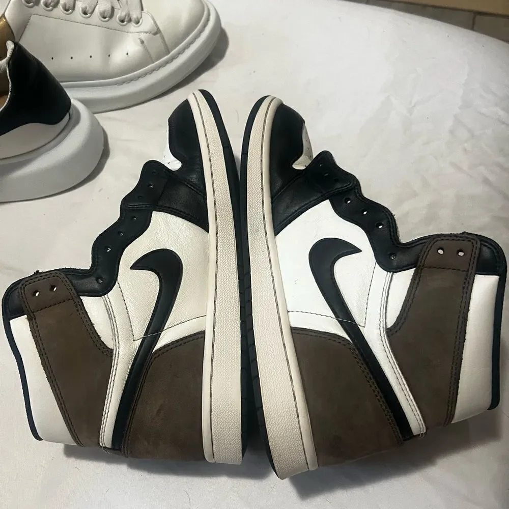 Jordan 1 mocha 9.5 Travis Scott Nike dunk